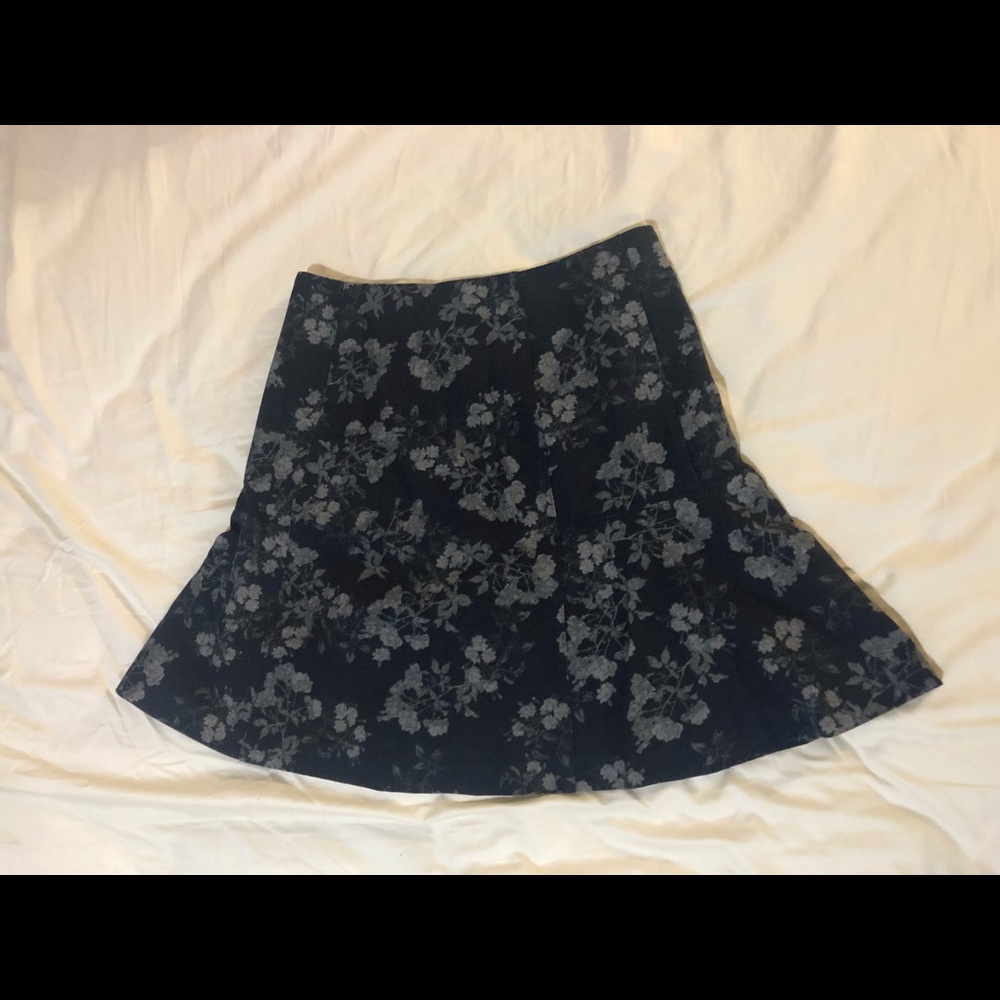 Banana Republic Floral Fit and Flare Lined Skirt Size 2